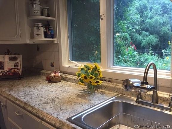 5th image of 1205 Newfield Ave