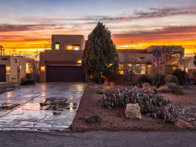 8913 Ortega Ct NW, Los Ranchos De Albuquerque, NM, 87114