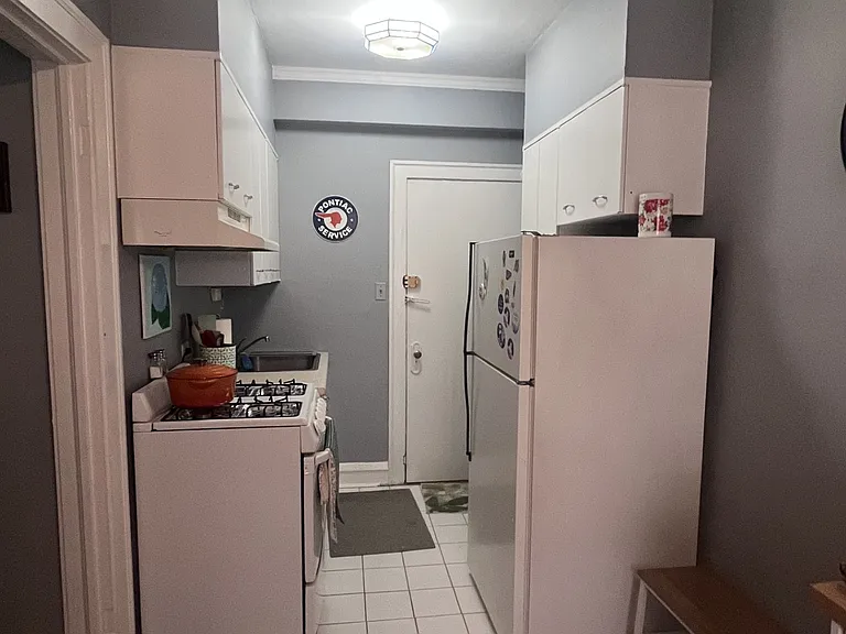 2328 N Lincoln Park W #3A — Photo 5