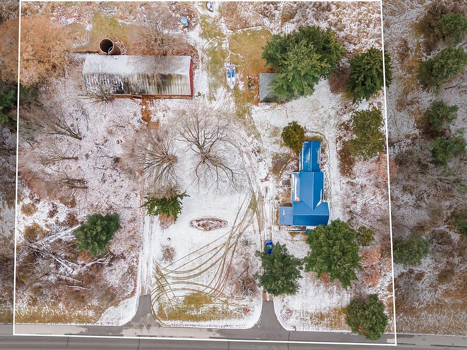 872 E Howard City Edmore Rd, Edmore, MI 48829 Zillow