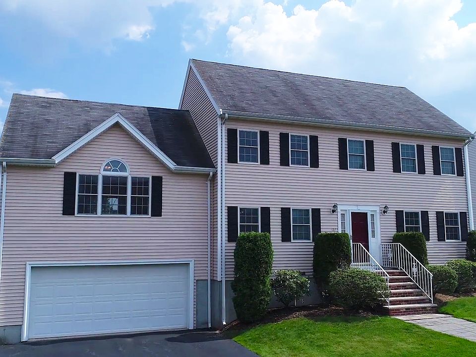 1st image of 127 Emerald Dr