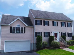 127 Emerald Dr, Lynn, MA 01904