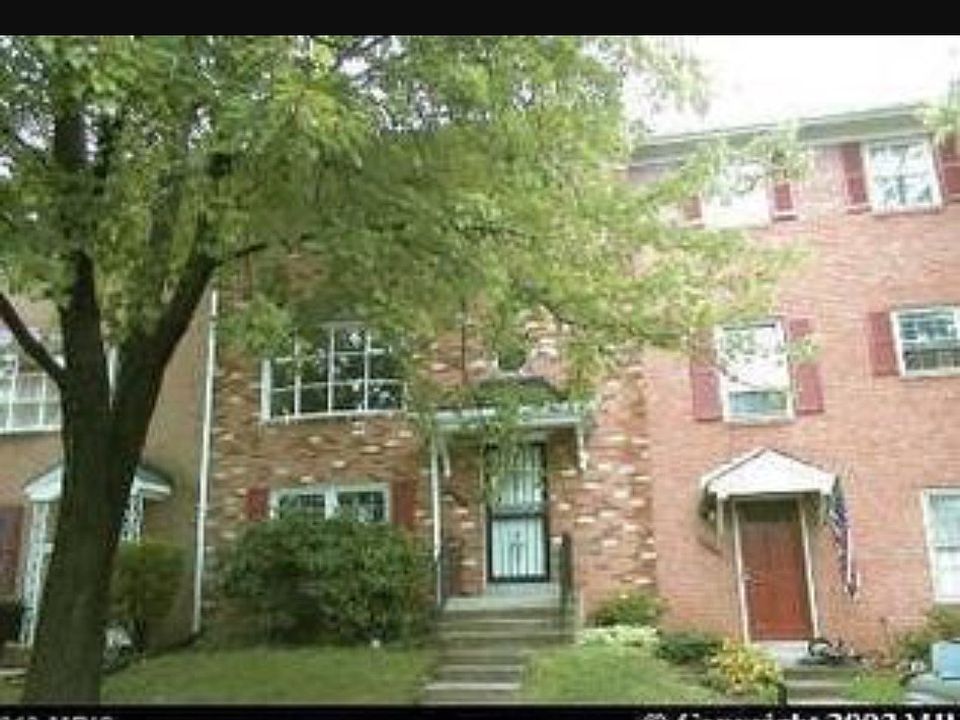 1st image of 13722 Penwith Ct