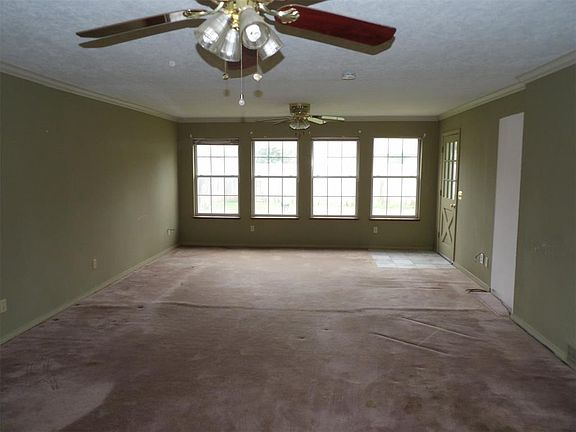 2nd image of 2524 N Hammond Ave