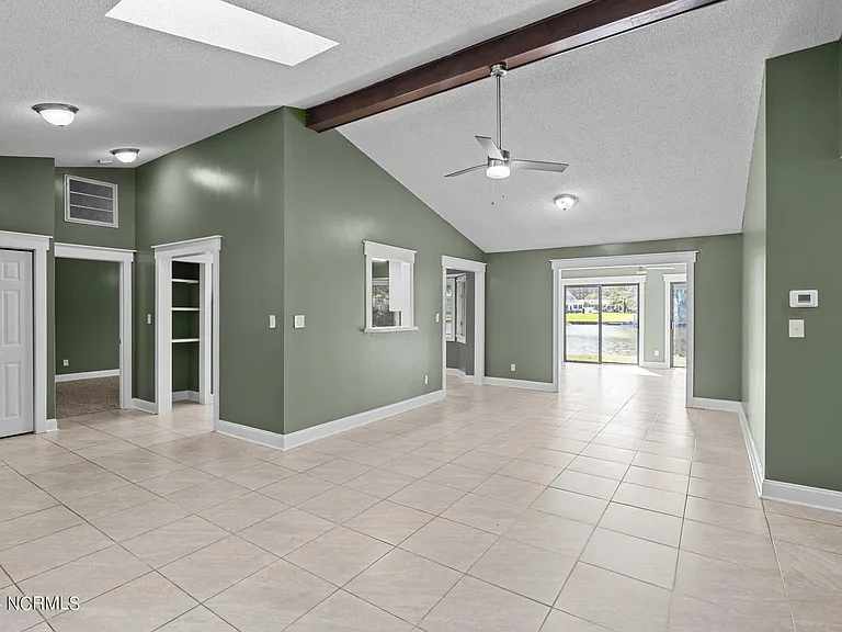 5722 Gondolier Dr — Photo 19