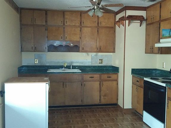 2nd image of 221 SW 5th St