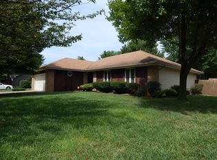 902 Breann Ct, Nixa, MO 65714