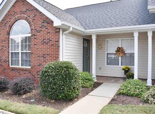 24 Bailess Ct, Greer, SC 29650