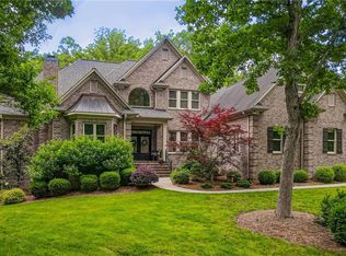 219 Ryder Cup Ln, Clemmons, NC 27012