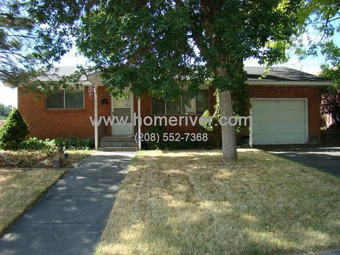 1st image of 1563 Casseopeia St