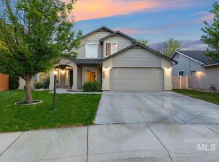 1843 Pond Stone St, Meridian, ID 83646