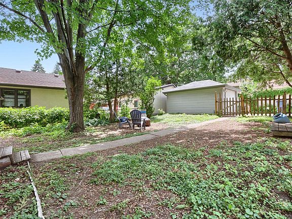 4th image of 4540 Nokomis Ave