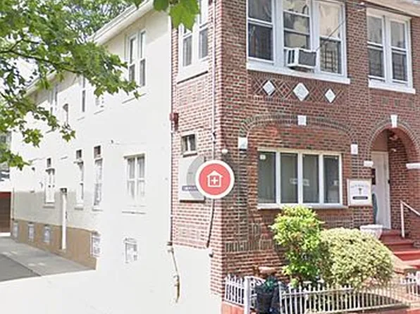 924 49th St, Brooklyn, NY 11219