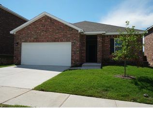 711 Camden Dr, Lavon, TX 75166