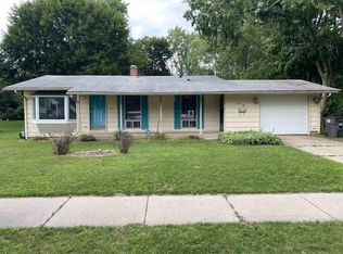 318 W Blaine Ave, Elkhart, IN 46516