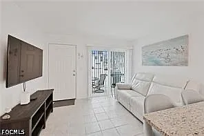 131 Eucalyptus Ct — Photo 5