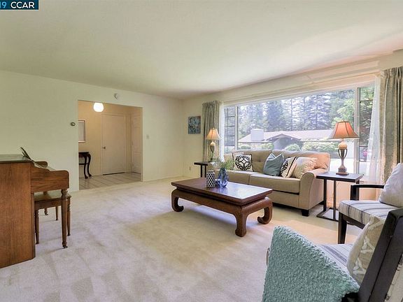 3rd image of 86 Warfield Dr