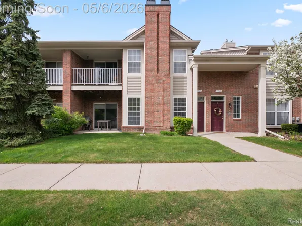 15345 Yale Dr, Clinton Township, MI 48038