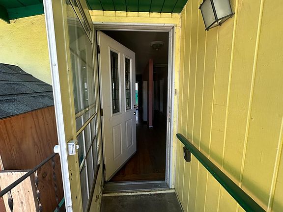 3rd image of 11921 Ridge Vista Ave