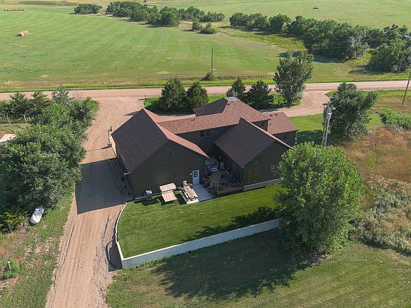 3rd image of 28738 Bad River Rd