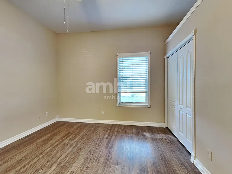 11525 Andy Dr — Photo 26