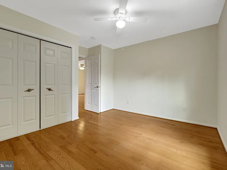 8995 Parliament Dr — Photo 36