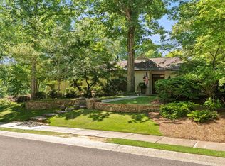 3611 Dunbarton Dr, Mountain Brook, AL 35223