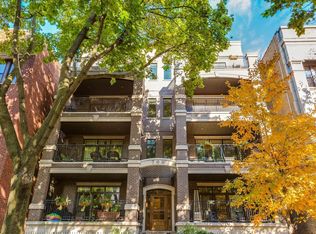 700 W Barry Ave APT 4E, Chicago, IL 60657