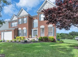 8485 Lanier Overlook Ct, Bristow, VA 20136
