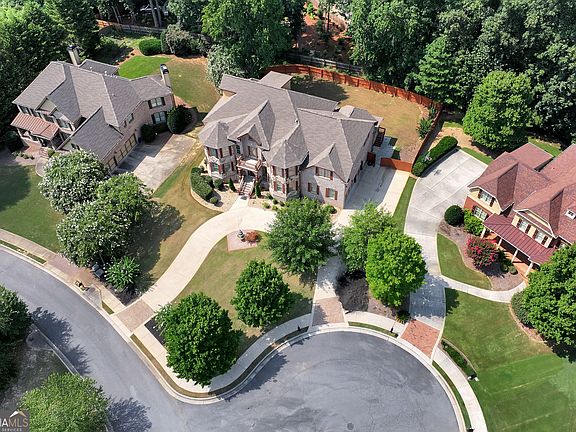 4th image of 3017 Canton Pines Pl