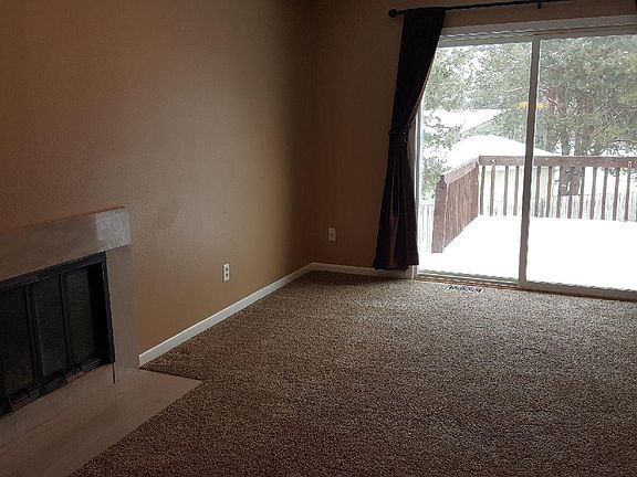 living room (upstairs)