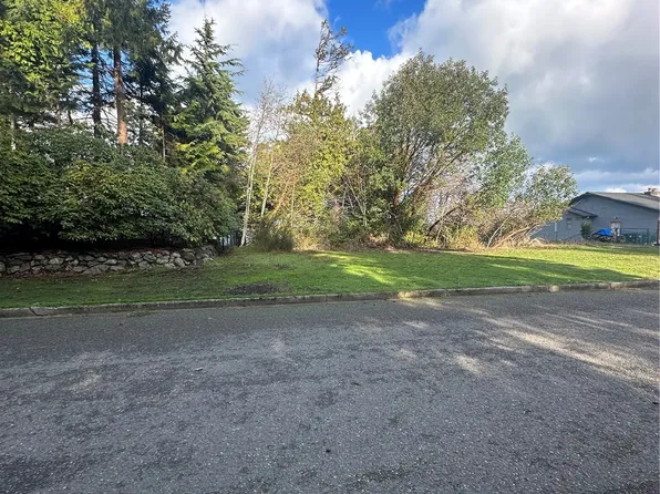 9999 Milwaukee Drive, Port Angeles, WA 98363