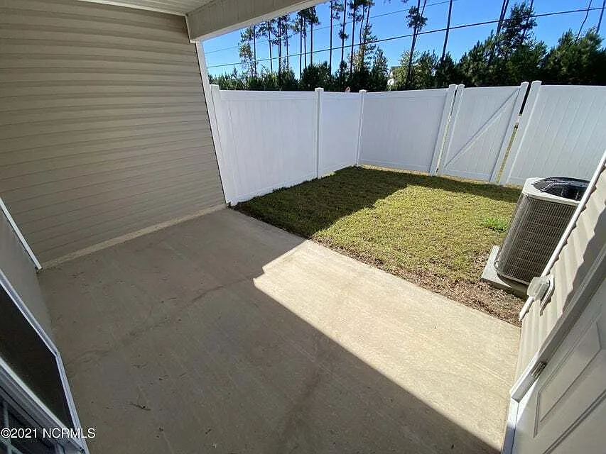 105 West Murrow Lane - 1 — Photo 4