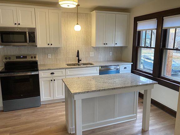 3rd image of 5550 Guilford Ave