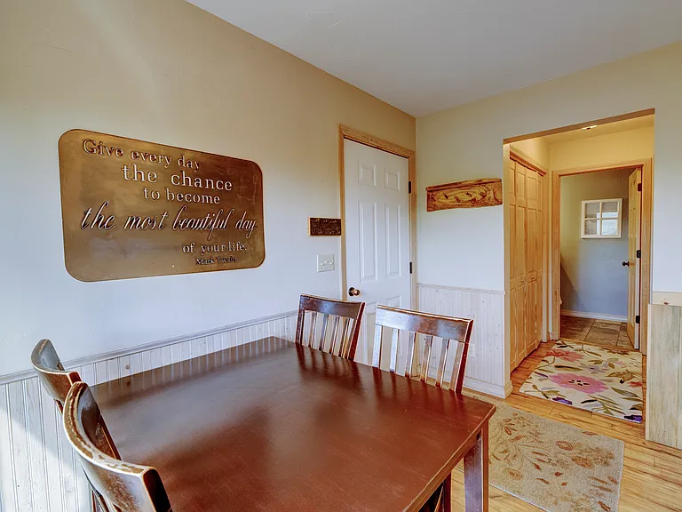 370 Kelhi Ct — Photo 11