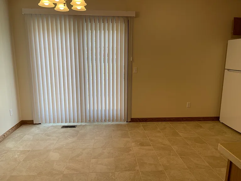 2906 Lena Ct — Photo 5