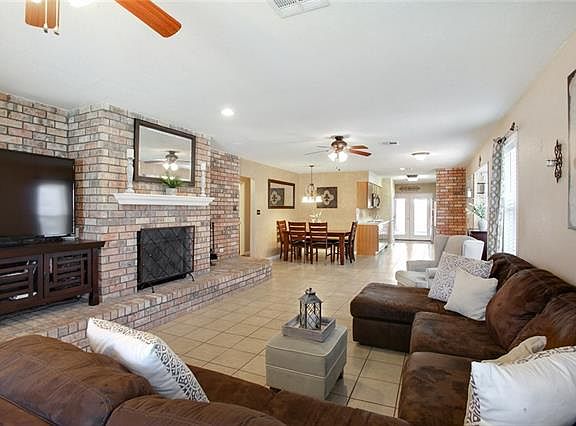 5th image of 3525 Karen Dr