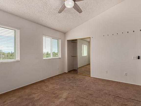 3rd image of 2585 W Ironcrest Dr