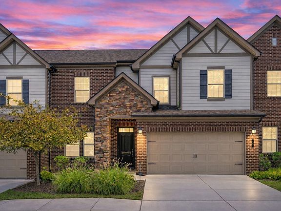 3rd image of 167 Cape Private Cir
