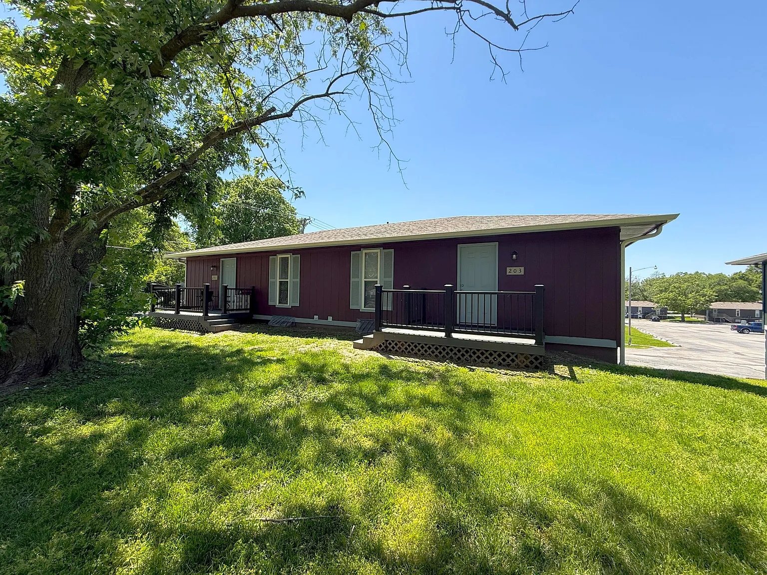 4 bed, 2.0 bath, 1456 sqft, $2,800 — Photo 1