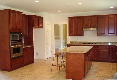 Spacious Kitchen w/ Granite Counters