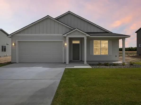 502 Pearl Ave, Grandview, WA 98930