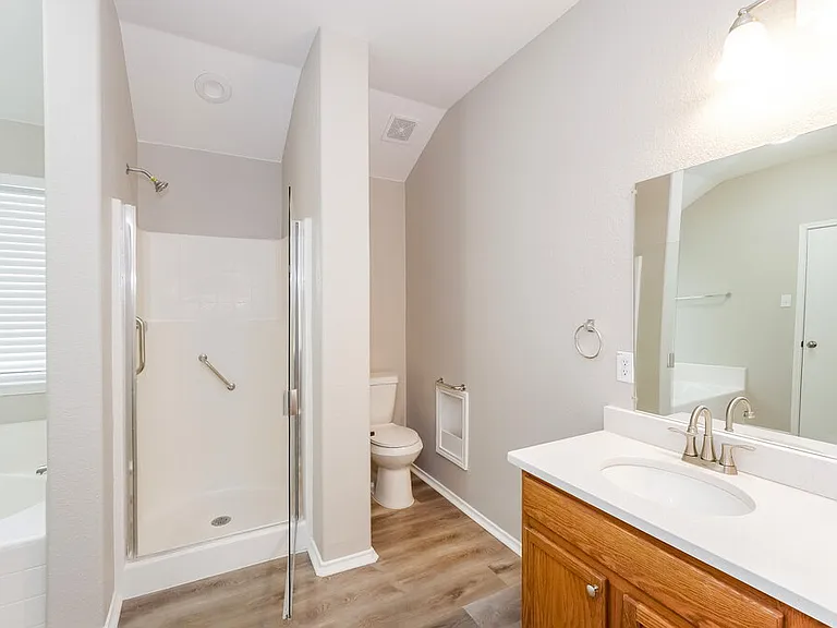 3737 Sapphire St — Photo 12
