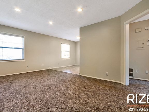 3rd image of 260 E Burton Ave #260EBURT