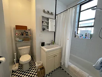 Rented by Best Apartments North Inc