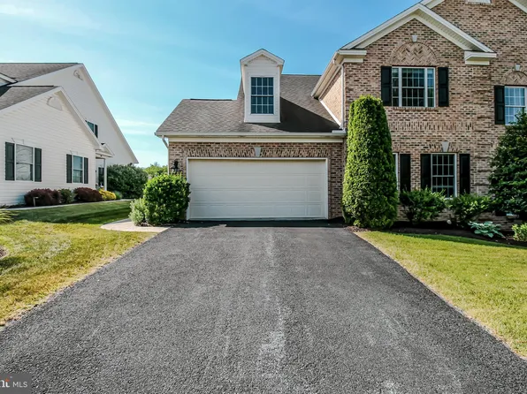 7753 Graybill Dr, Harrisburg, PA 17112