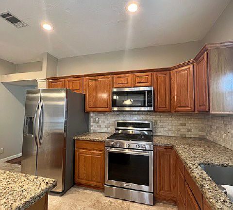 2nd image of 15315 Chestnut Falls Dr