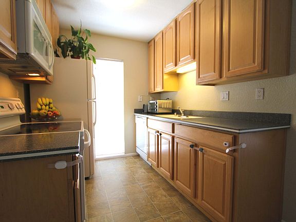 5th image of 150 Sharene Ln APT 216