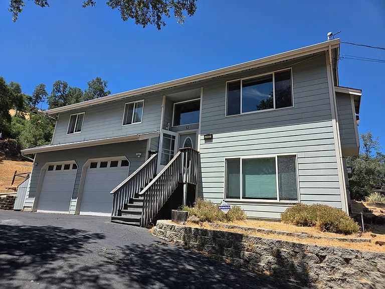 20800 W Willow Springs Dr — Photo 1