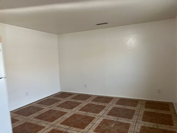5th image of 2756 E Wier Ave APT 1